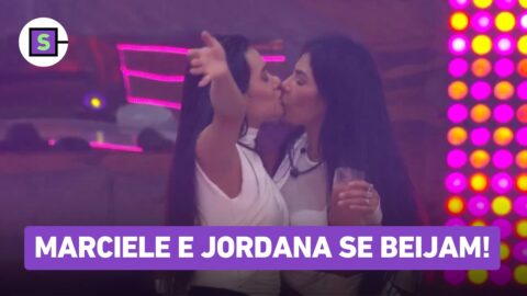 BBB 26: Marciele e Jordana se beijam na festa cujo tema foi a novela Três Graças