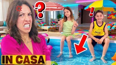 😱 FACCIAMO UNA PISCINA DENTRO CASA! 💦 Allaghiamo il Parquet e Mamma Giulia si Arrabbia! 🤯